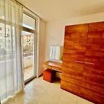 Appartement Charming 2-bed Flat With Pool View In Sunny Beach, Bulgaria *