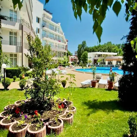 Lejlighed Charming 2-bed Flat With Pool View In Sunny Beach, Bulgaria *