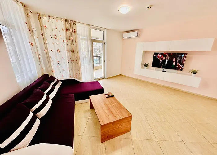 Charming 2-bed Flat With Pool View In Sunny Beach, Bulgaria * 써니비치