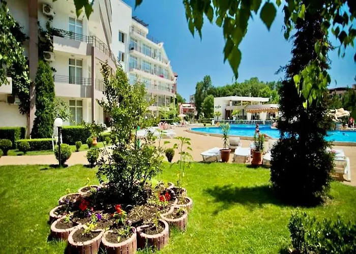 아파트 Charming 2-bed Flat With Pool View In Sunny Beach, Bulgaria *