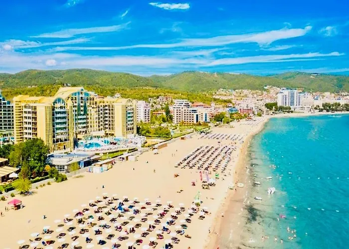 Charming 2-bed Flat With Pool View In Sunny Beach, Bulgaria 써니비치