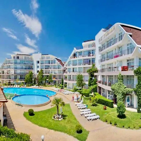 דירה Charming 2-bed Flat With Pool View In Sunny Beach, Bulgaria סאני ביץ'
