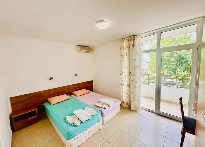 Appartamento Charming 2-bed Flat With Pool View In Sunny Beach, Bulgaria Sunny Beach